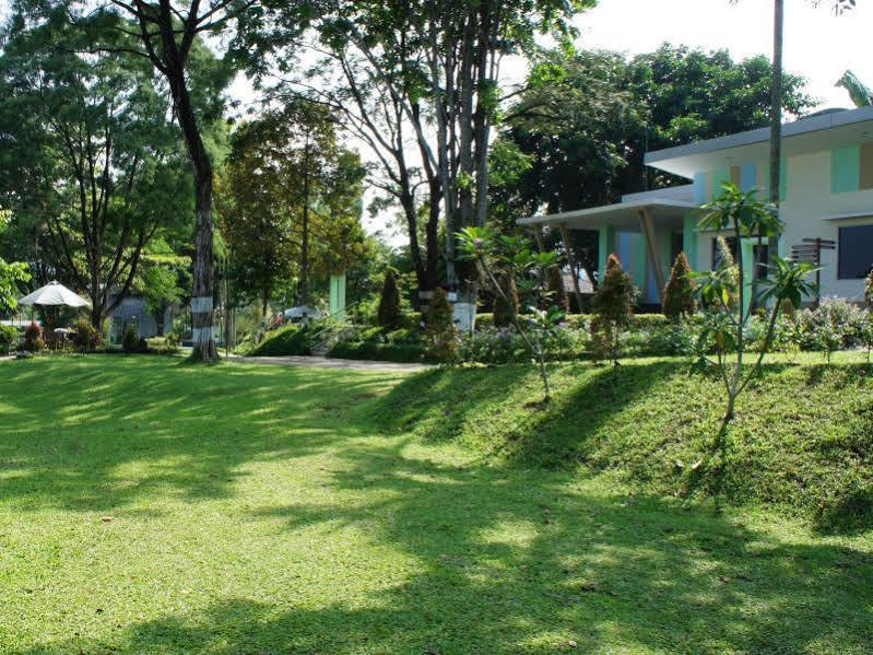 D'Agape Meeting & Conference Otel Puncak Dış mekan fotoğraf